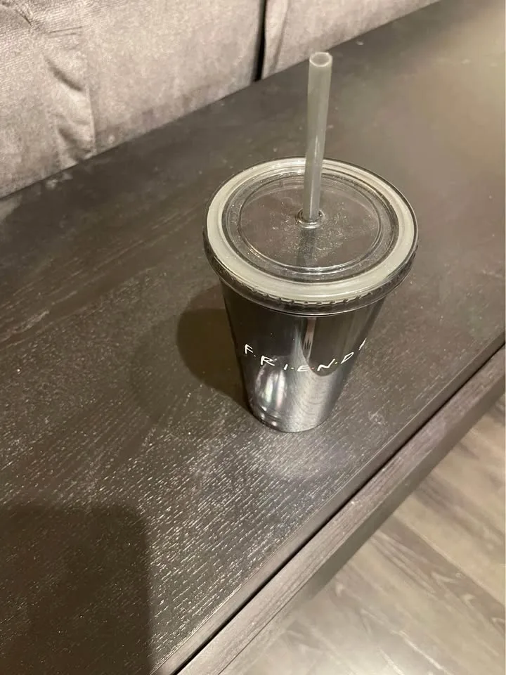 Hydro Flask 40 oz image indicator(2)