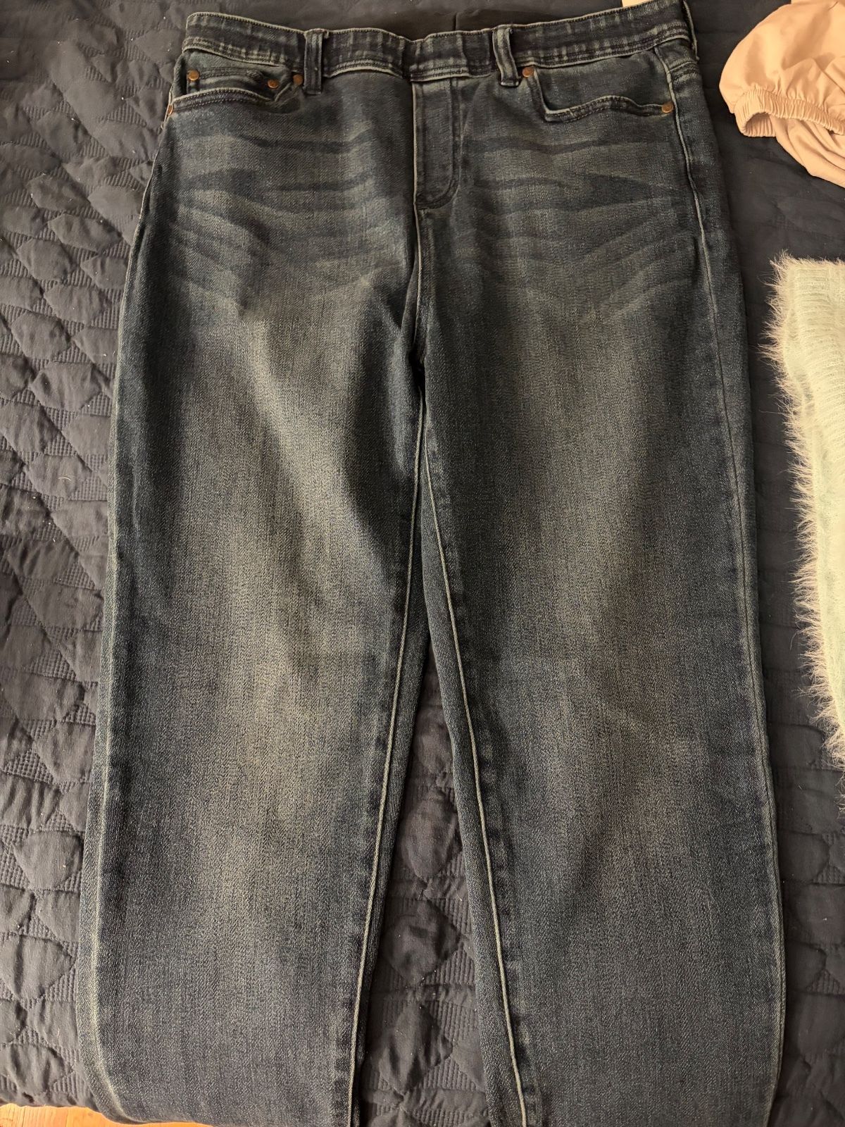 D&G by Diane Gilman Dark Wash Denim Jeans - photo 2
