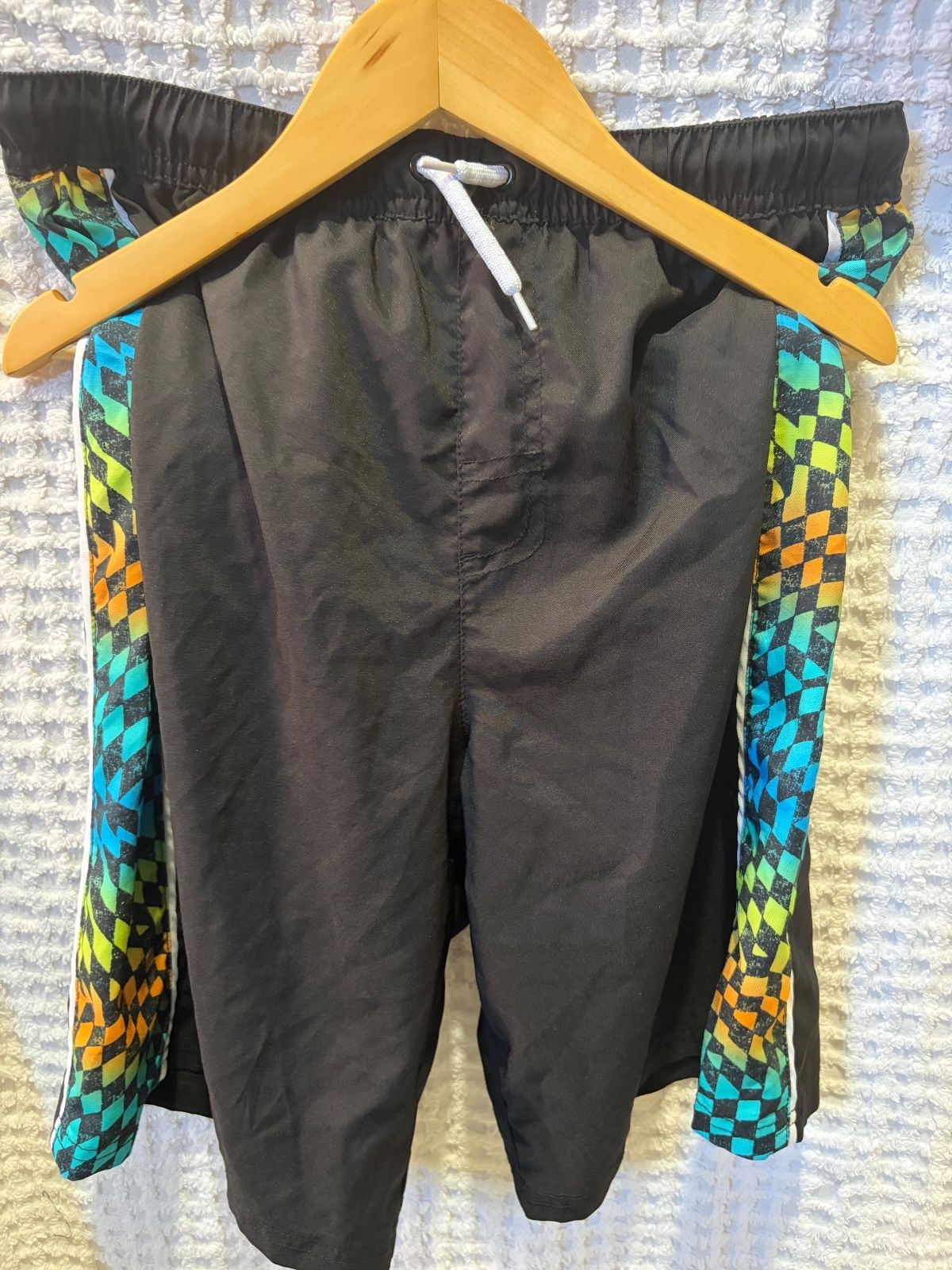 Wonder Nation Boys Colorblock Swim Shorts, Black, XXL