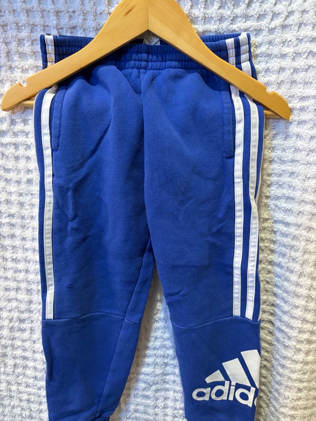 Adidas Boys Blue Three Stripe Fleece Sweatpants, Size 5