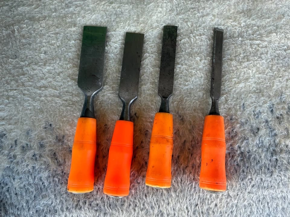 12-Piece Woodworking Chisel Mega Lot - Mixed Sizes & Brands - photo 2