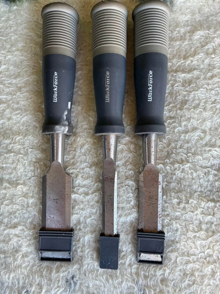 12-Piece Woodworking Chisel Mega Lot - Mixed Sizes & Brands - photo 3