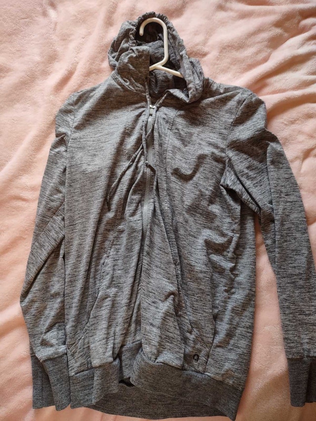 Reitmans Huba sweater womens grey size small