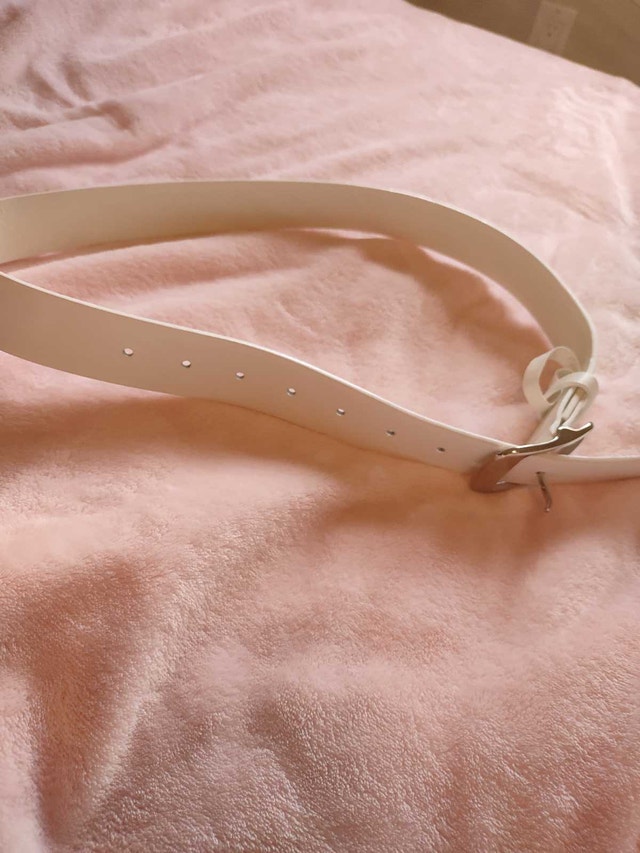 White womens belt