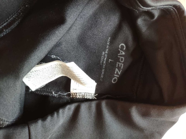 Capezio shorts size large child - photo 2