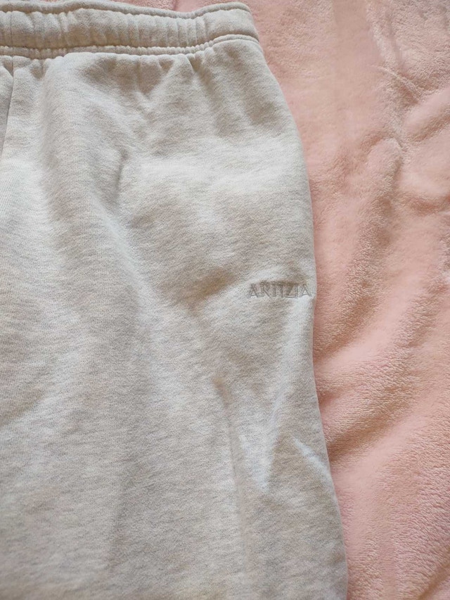Aritzia mega straight light grey sweatpants size Small - photo 2
