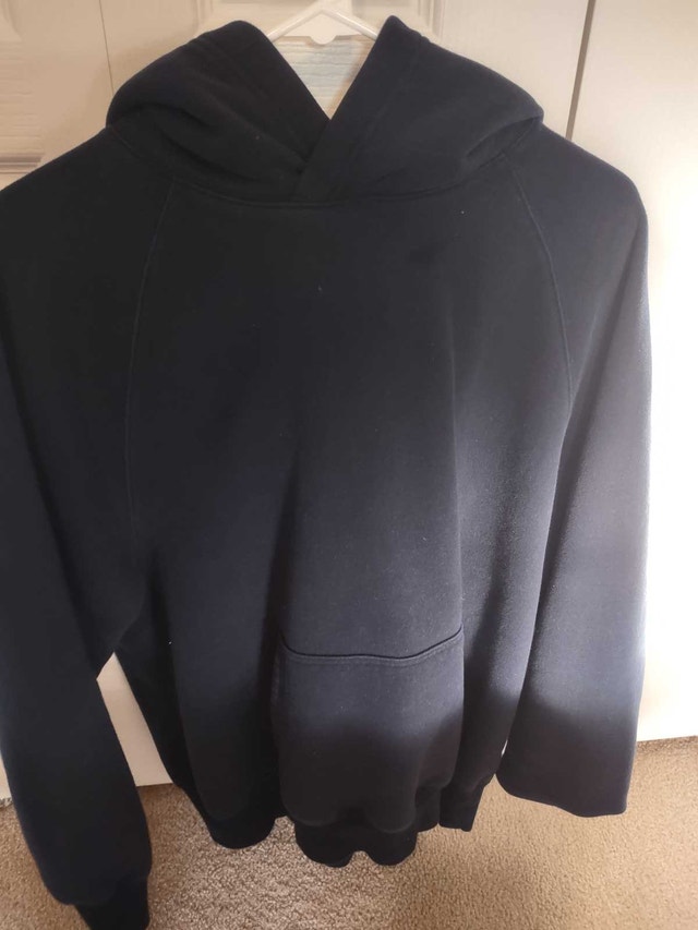 Aritzia Sweatfleece Mega Admiral Hoodie Size Medium