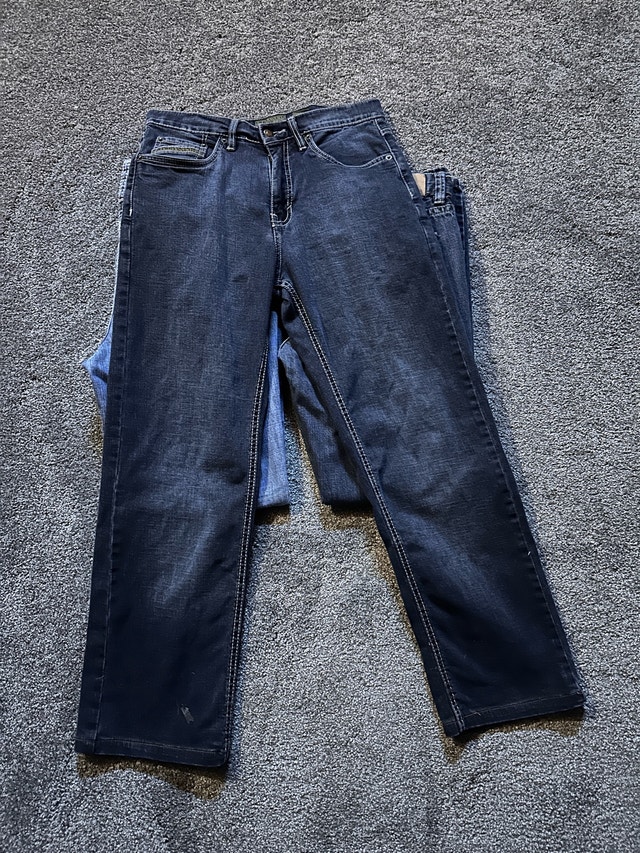 3 pairs of jeans sizes from 30 to 32 - photo 2