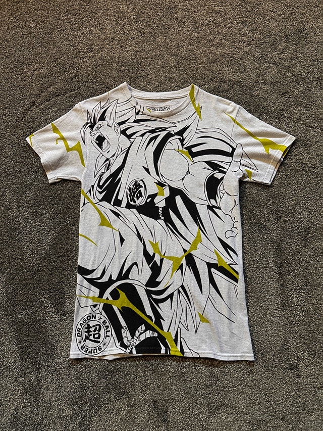 dragon Ball Z 2018 goku graphic T shirt size small