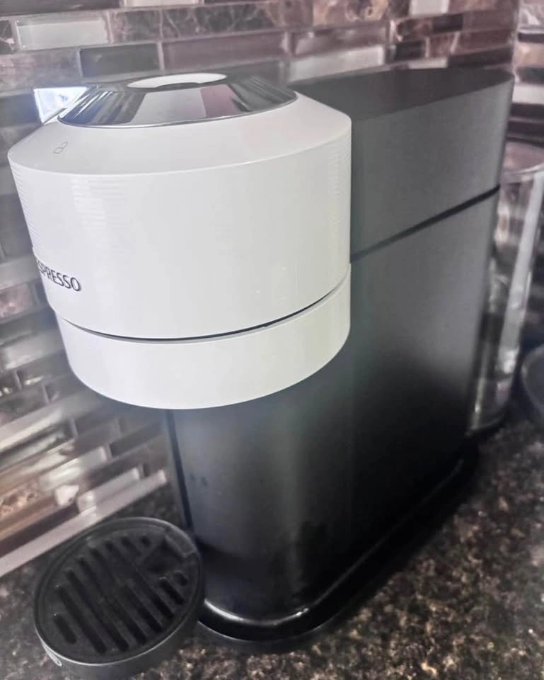Nespresso Vertuo Next by De'Longhi - photo 2