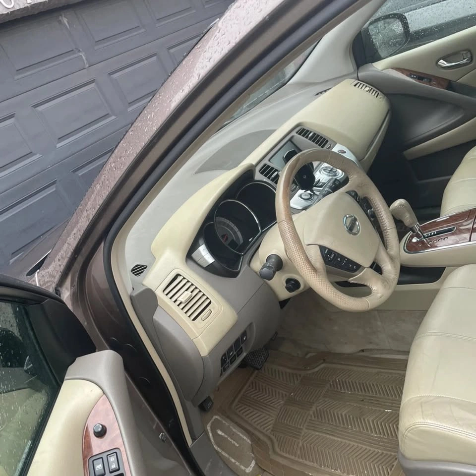 2009 Nissan Murano AWD - No Accidents, Well Maintained - photo 2