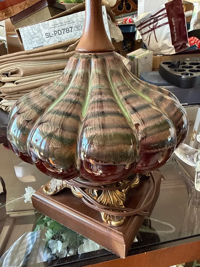 Table Lamp image indicator(2)