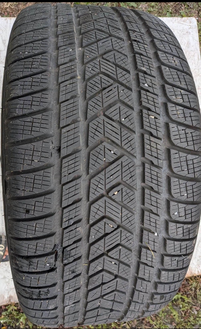 Pirelli Scorpion Winter Tires 295/45R20 - photo 3