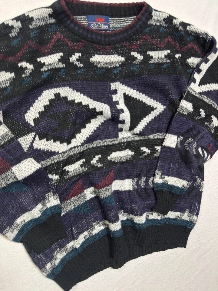De Vono's Vintage Geometric Knit Sweater - photo 2