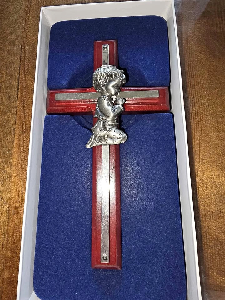 Wooden Wall Cross with Praying Boy Figurine