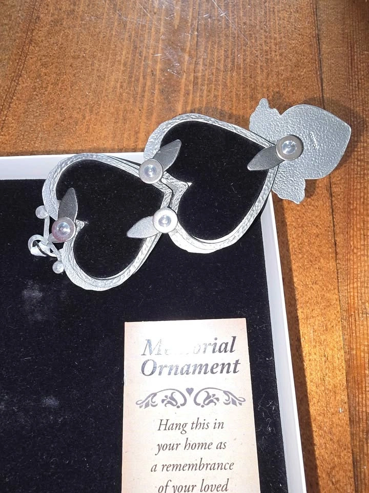 Loving Memory Memorial Ornament - photo 5