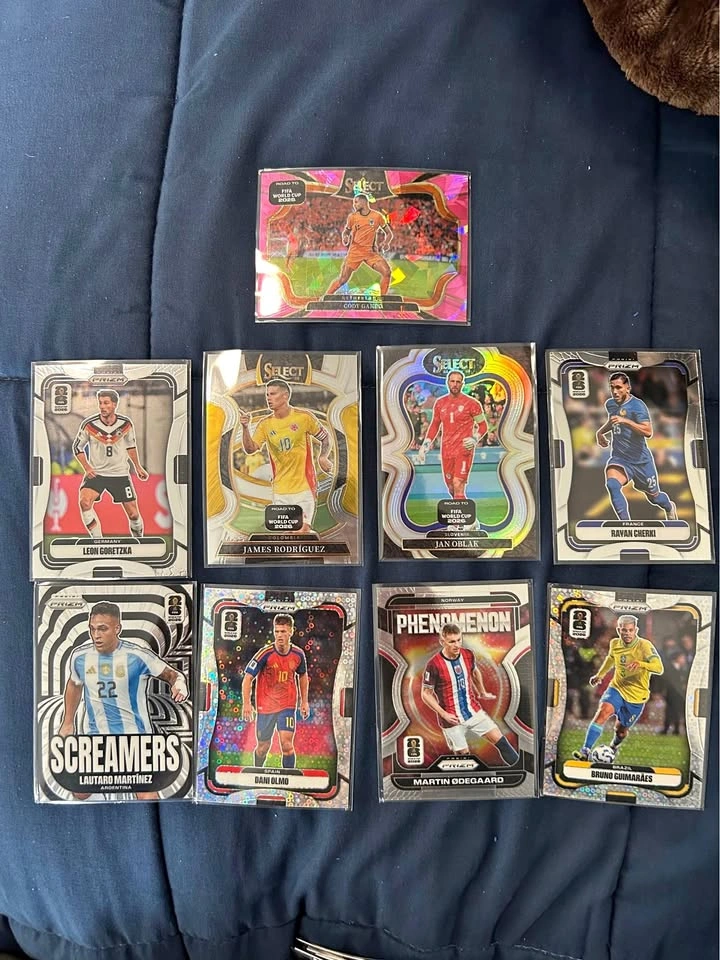 Panini Prizm & Select Road to FIFA World Cup 2026 Soccer Card Lo