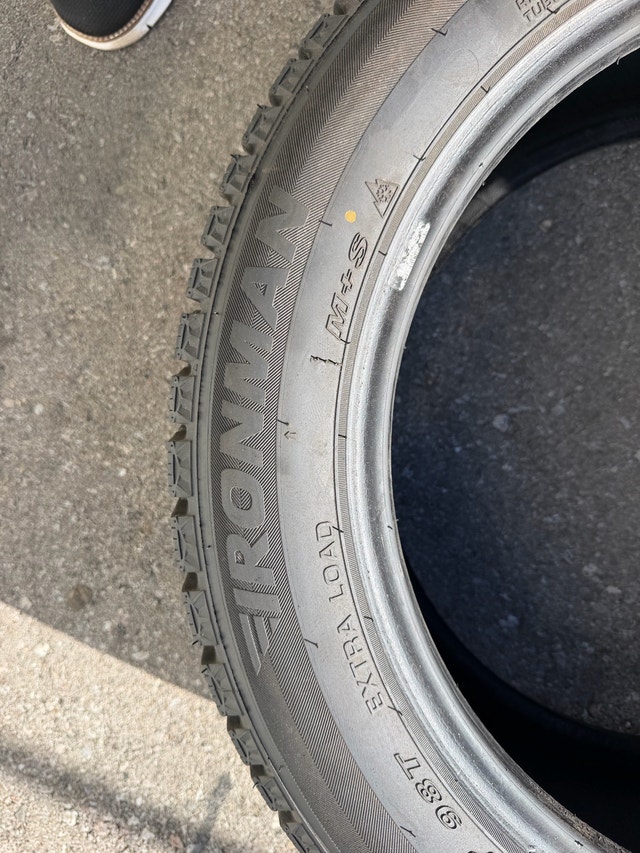 215/65R17 98T Winter Tires - photo 3