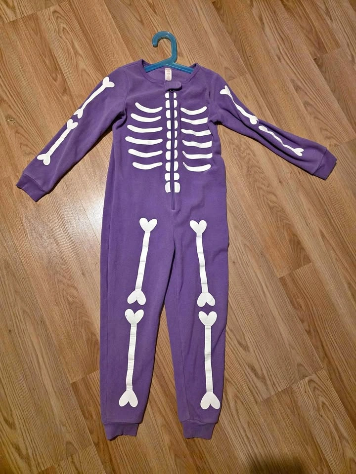 Purple Skeleton Pajamas / Costume – Size 6