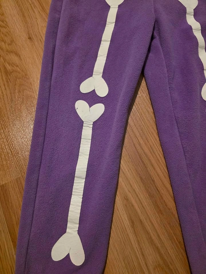 Purple Skeleton Pajamas / Costume – Size 6 - photo 2