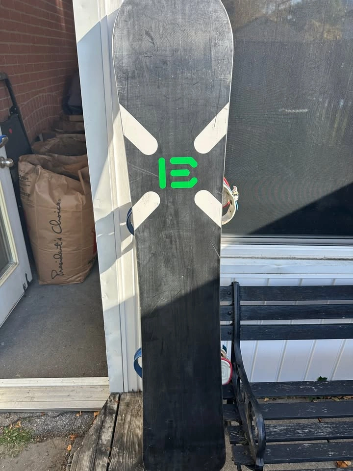 Snowboard gear: Burton Custom X 164, Salomon 157W, Boots - photo 4