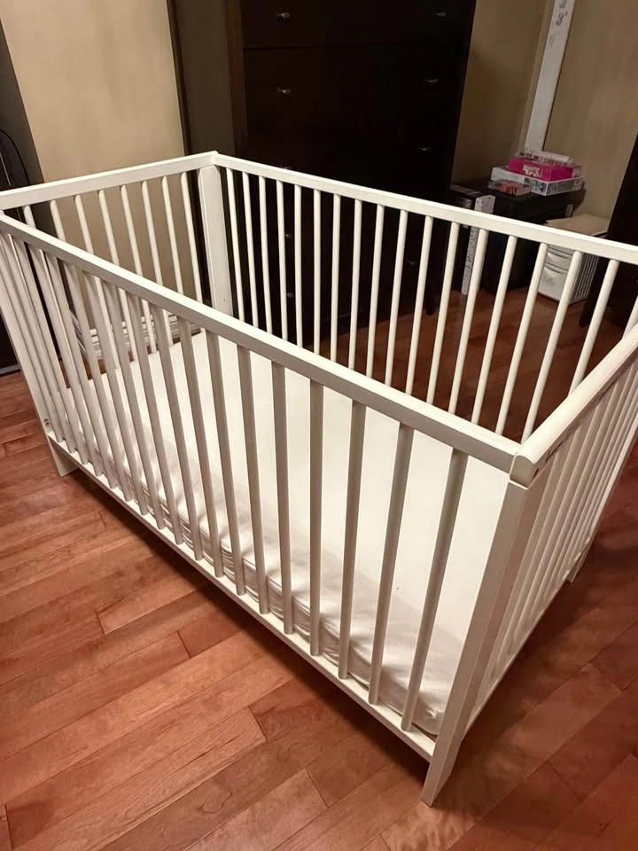 IKEA Crib - photo 3