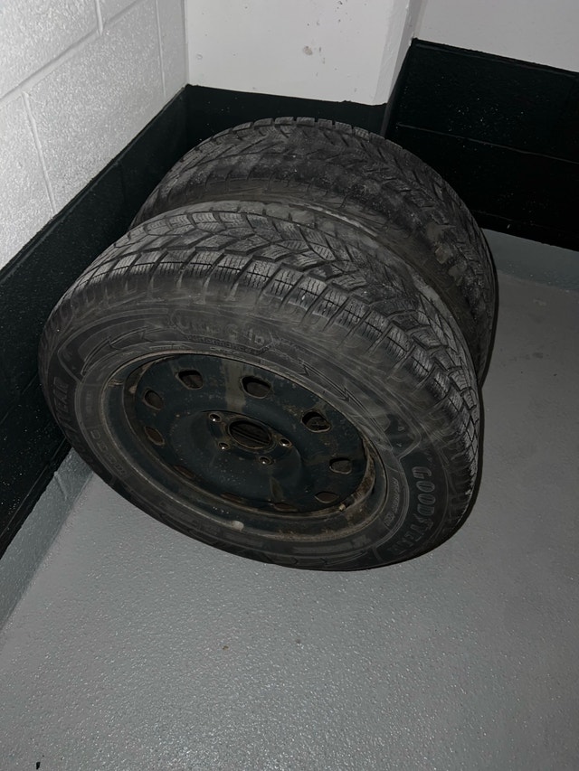 17" Steel Rims (5x127) + Winter Tires - Caravan/Pacifica/Journey - photo 4