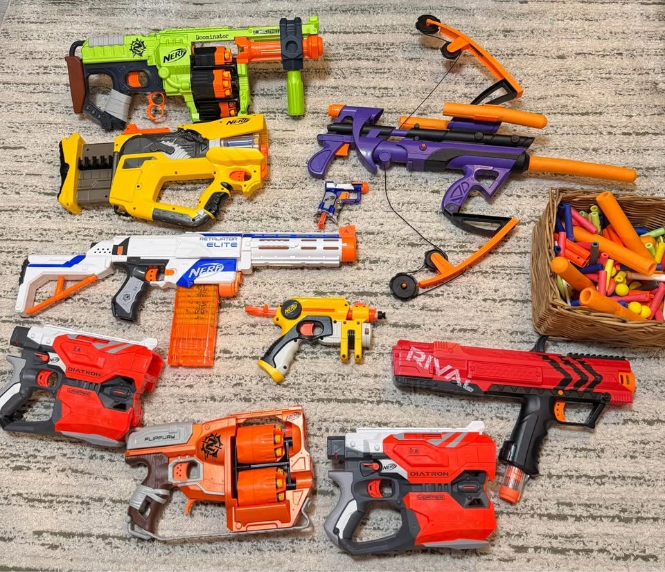 Nerf Gun Lot – Blasters, Accessories & Darts - photo 2