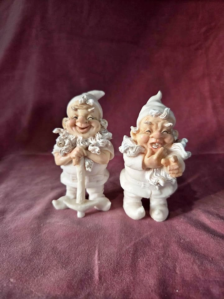 Vintage 90s Resin Gnomes (Pair of 2)