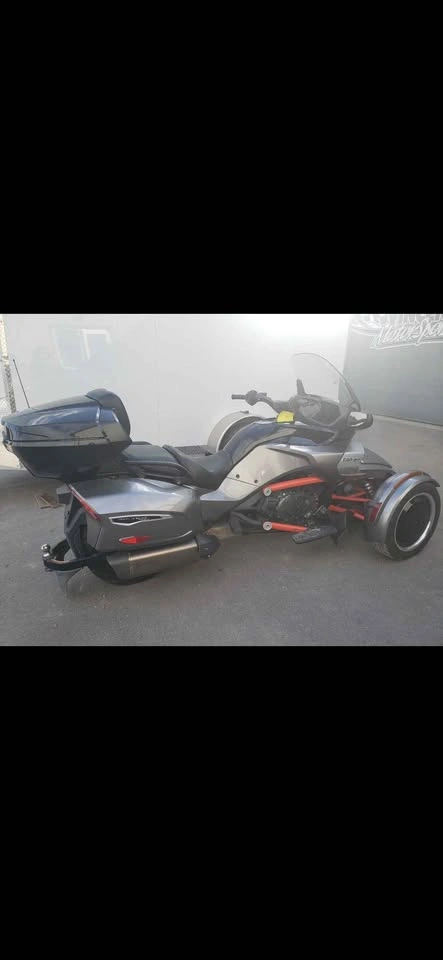 2016 Can-Am Spyder - photo 2