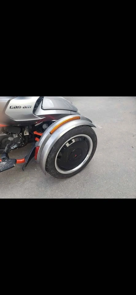 2016 Can-Am Spyder - photo 4