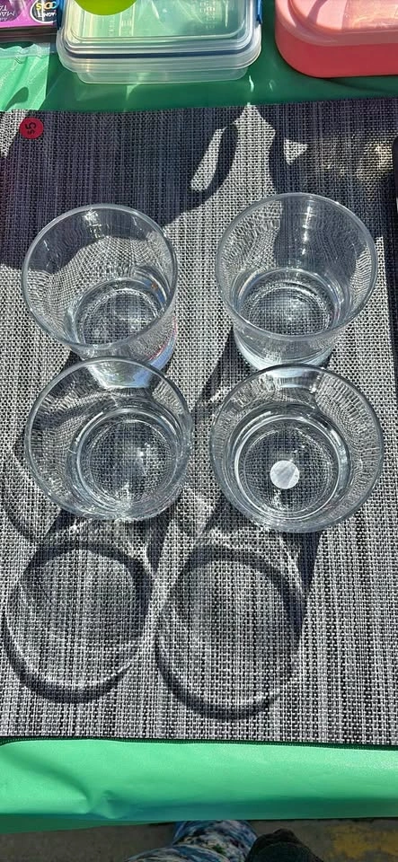 Glass cups