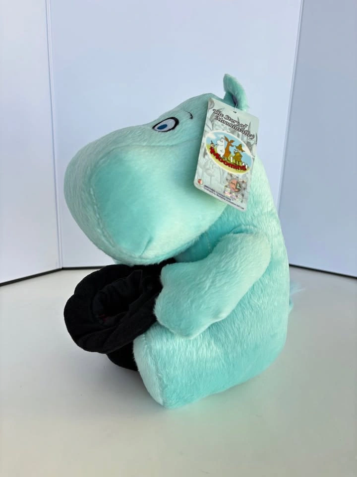 NEW Moomin Moomintroll Plush Holding Top Hat