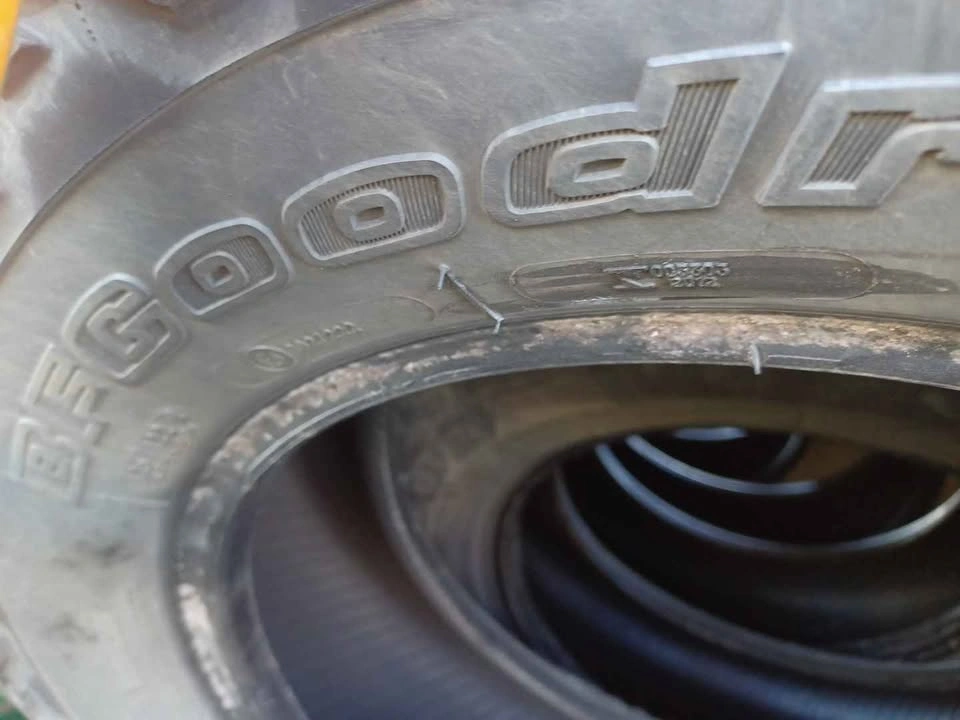 4 GOODRIDGE LT285/65R20 TIRES $180 TOTAL - photo 2