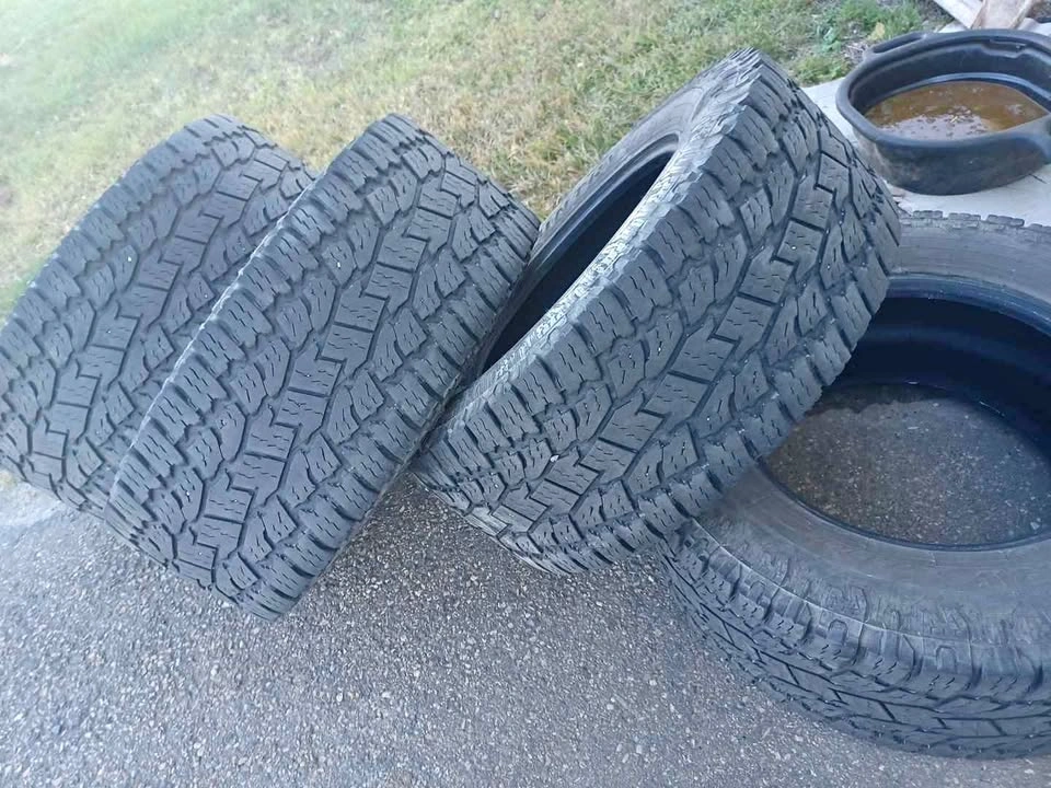 4 33x12/50/18LT XTREME TIRES $180 TOTAL