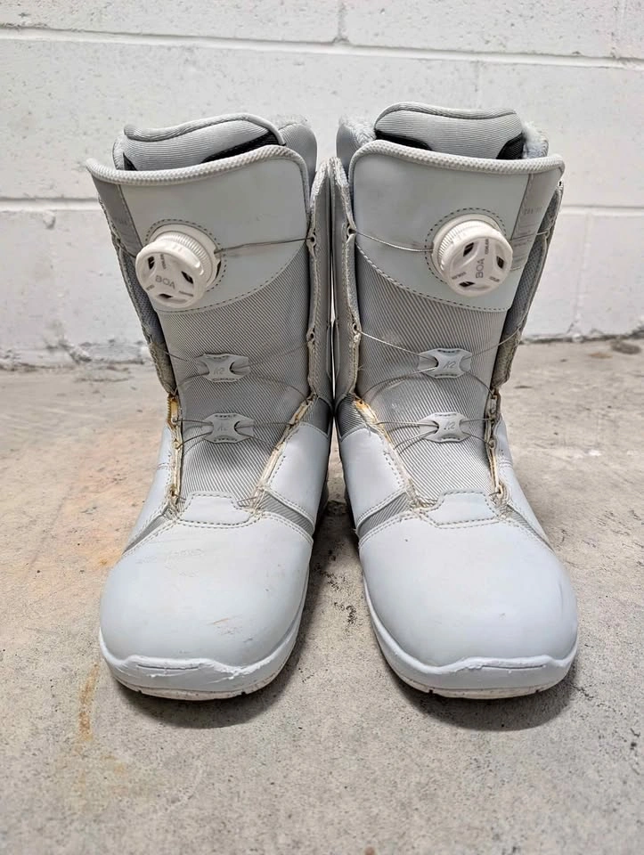 Women K2 Snowboard Boots US 7