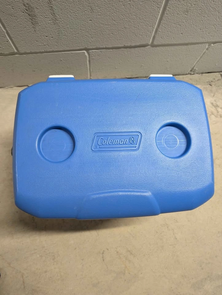 Coleman Excursion Cooler 30Q/28.4L - photo 2