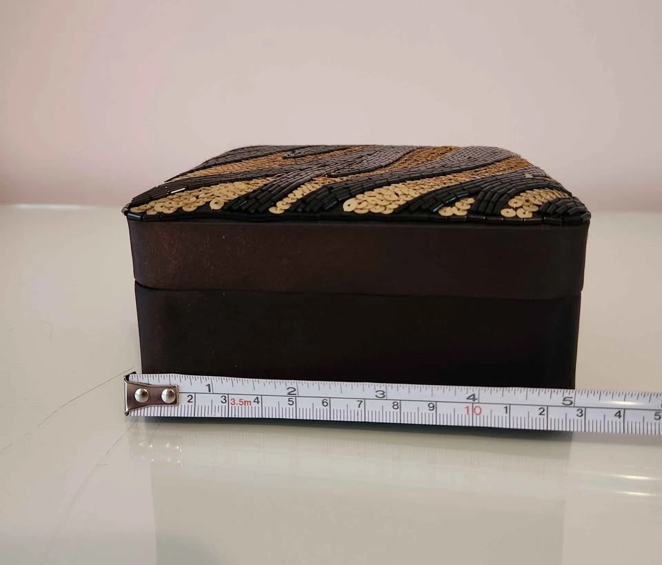 Vintage Beaded Jewellery Box - photo 3