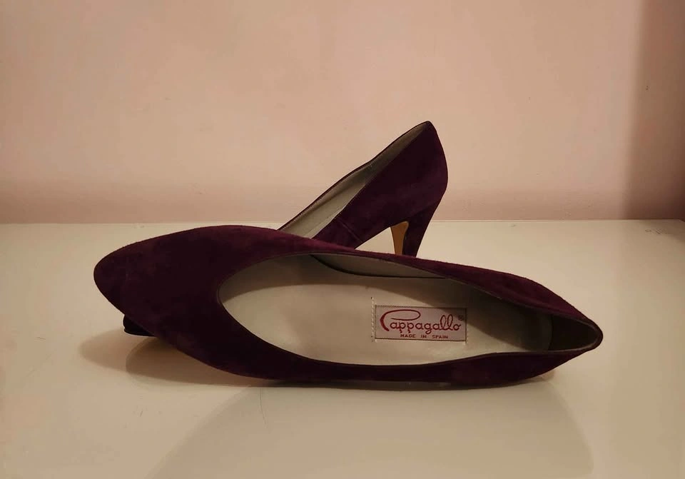 Women's Pappagallo Purple Suede Shoes (size 9 1/2M) (brand new) - photo 2