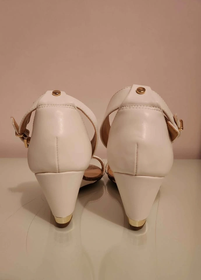 Women's Ankle Strap Wedge Shoes (size 9) (brand new) - photo 3