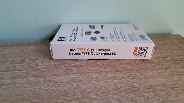 Dual USB-C PD Car Charger - photo 2