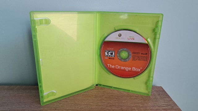 Xbox 360 The Orange Box