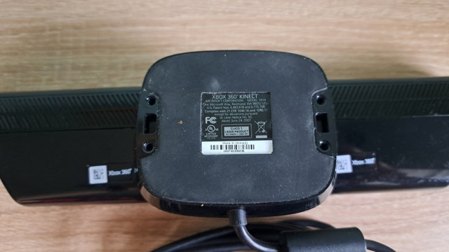 Xbox 360 Kinect Sensor - photo 4