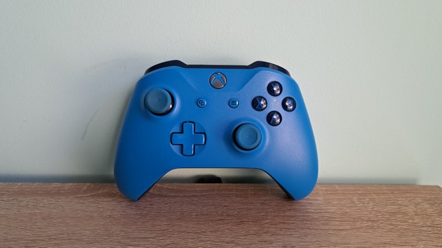 Blue Xbox Wireless Controller
