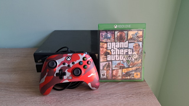 Xbox One Bundle - photo 2