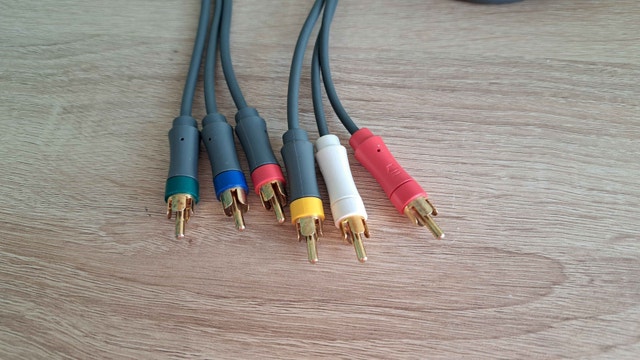 Microsoft Xbox 360 HD AV Component Cable - photo 4