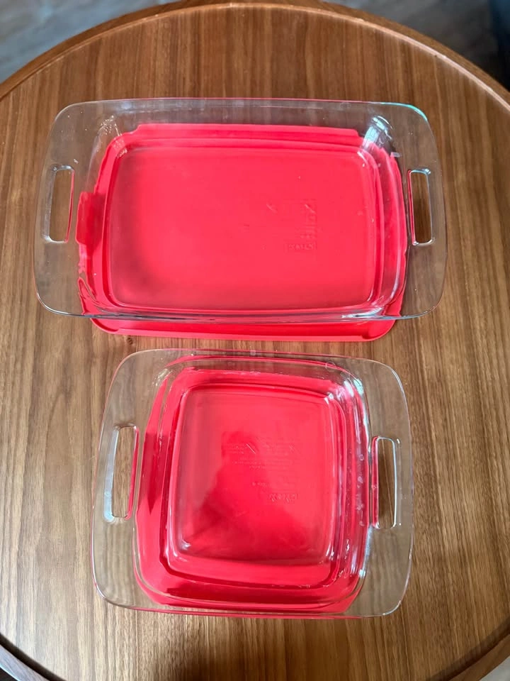 Pyrex Glass Baking Dish Set with Red Lids - photo 2