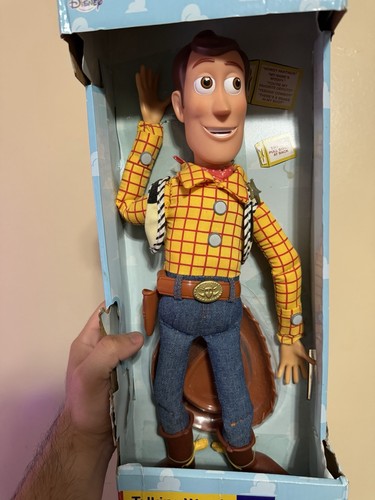 2019 Disney Parks Pixar Toy Story Pull String Talking Woody Toy - photo 2