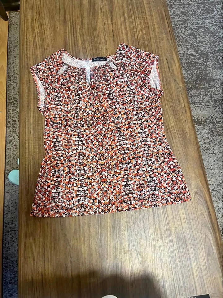 Multiple shirts (swipe photos)