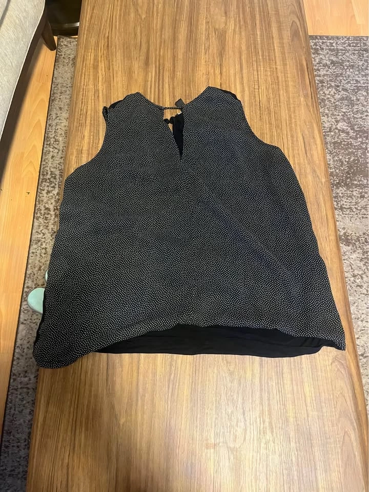 Multiple shirts (swipe photos) - photo 3